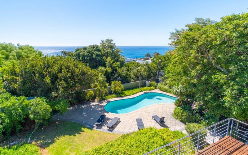 4 Bedroom Property for Sale in Camps Bay Western Cape